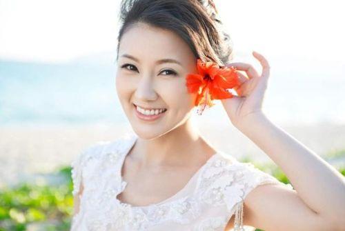 娱乐吃瓜酱妻子在上海,揭秘明星家庭生活点滴